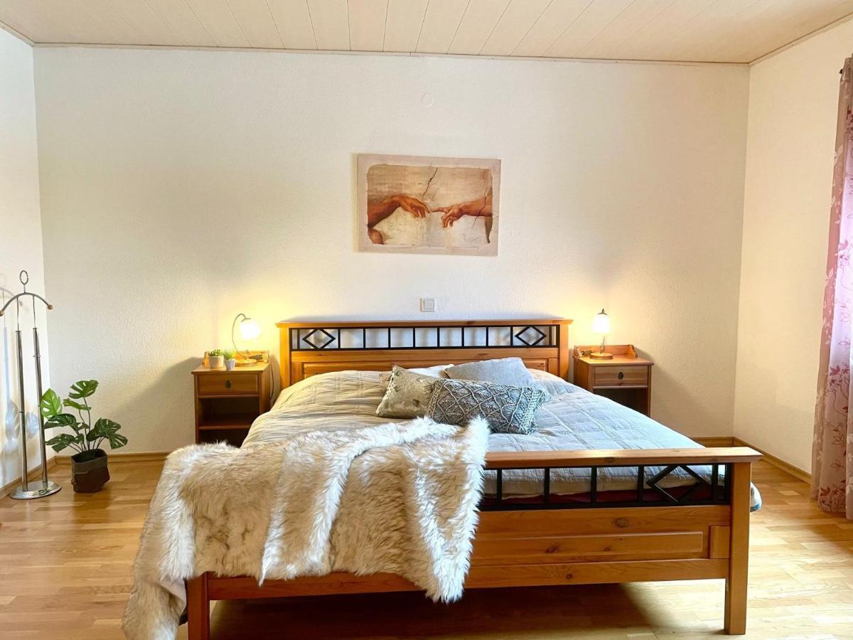 Ferienwohnung Am Kreuzberg Шлайден Екстериор снимка